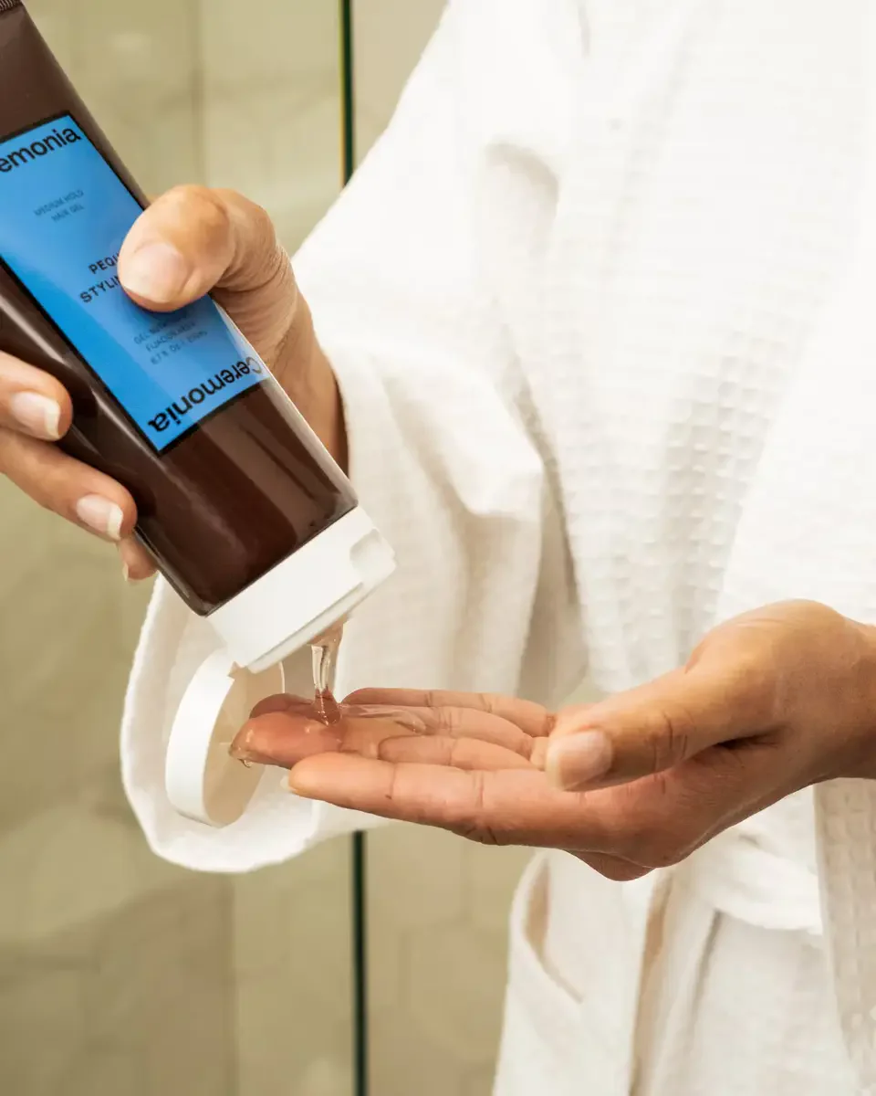 The Slick Back Bow Kit - Image 9